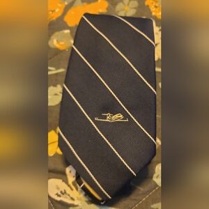 Vtg Gates Learjet Luxury Tie Striped Necktie Reis of New Haven 59" x 3"